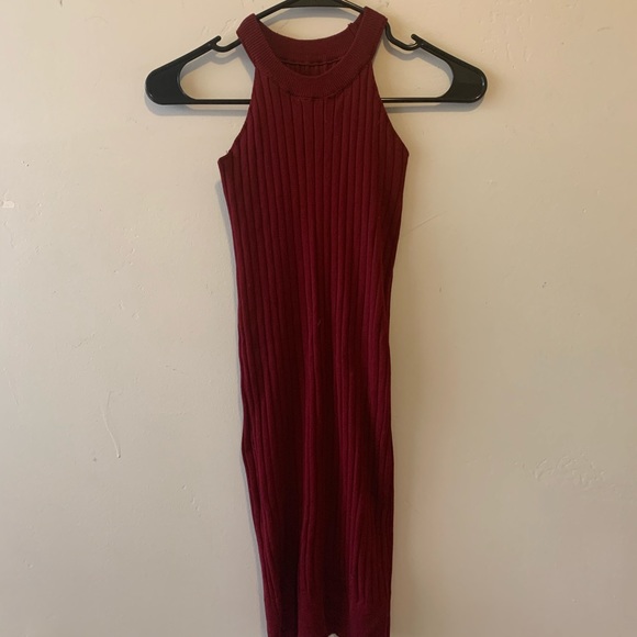 Form-fitting Halter Top Dress - Picture 1 of 3